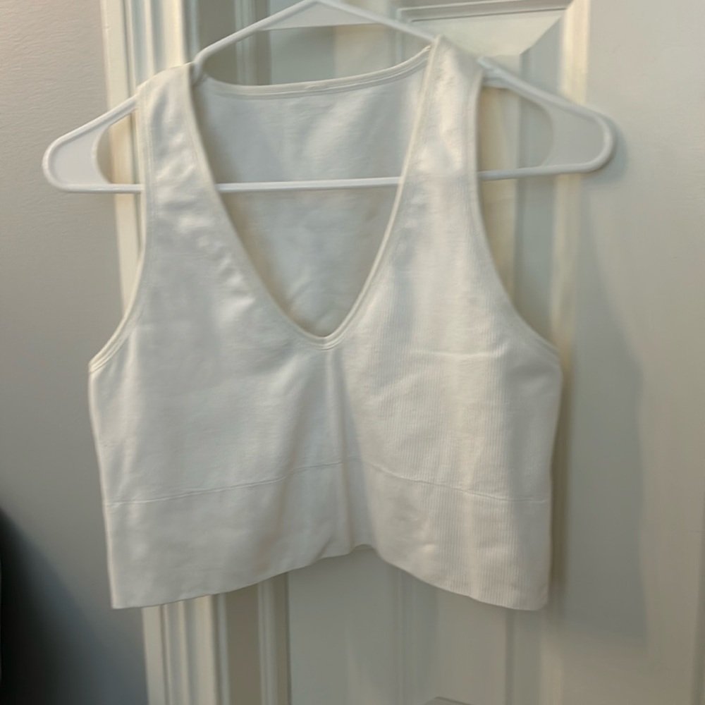 White athleta cropped tank